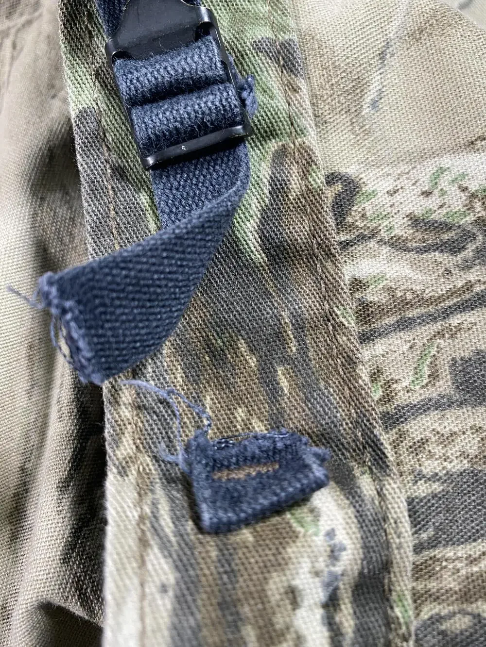 Liberty Pants Mens Large 38x31 Green Camo Cargo Adjustable Waist Hunting USA